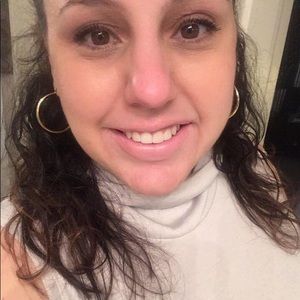 Meet your Posher, Brenda